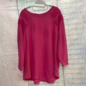 - Good used condition girl’s SO long sleeve top. Size is Large (10/12).